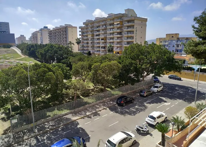 Apartamento En Playa De Con Piscina Gandía